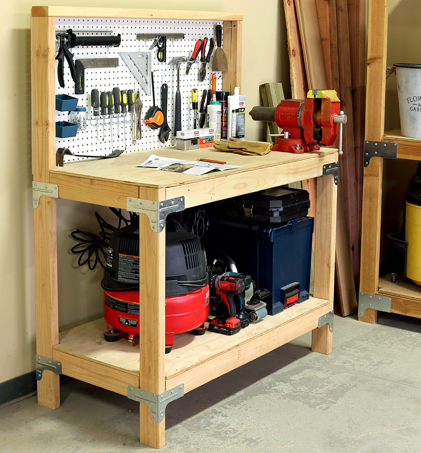 Simpson RTC42Z 2x Rigid Tie Corner - ZMAX, Made to Order Non-Returnable