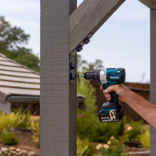 Installation with a drill