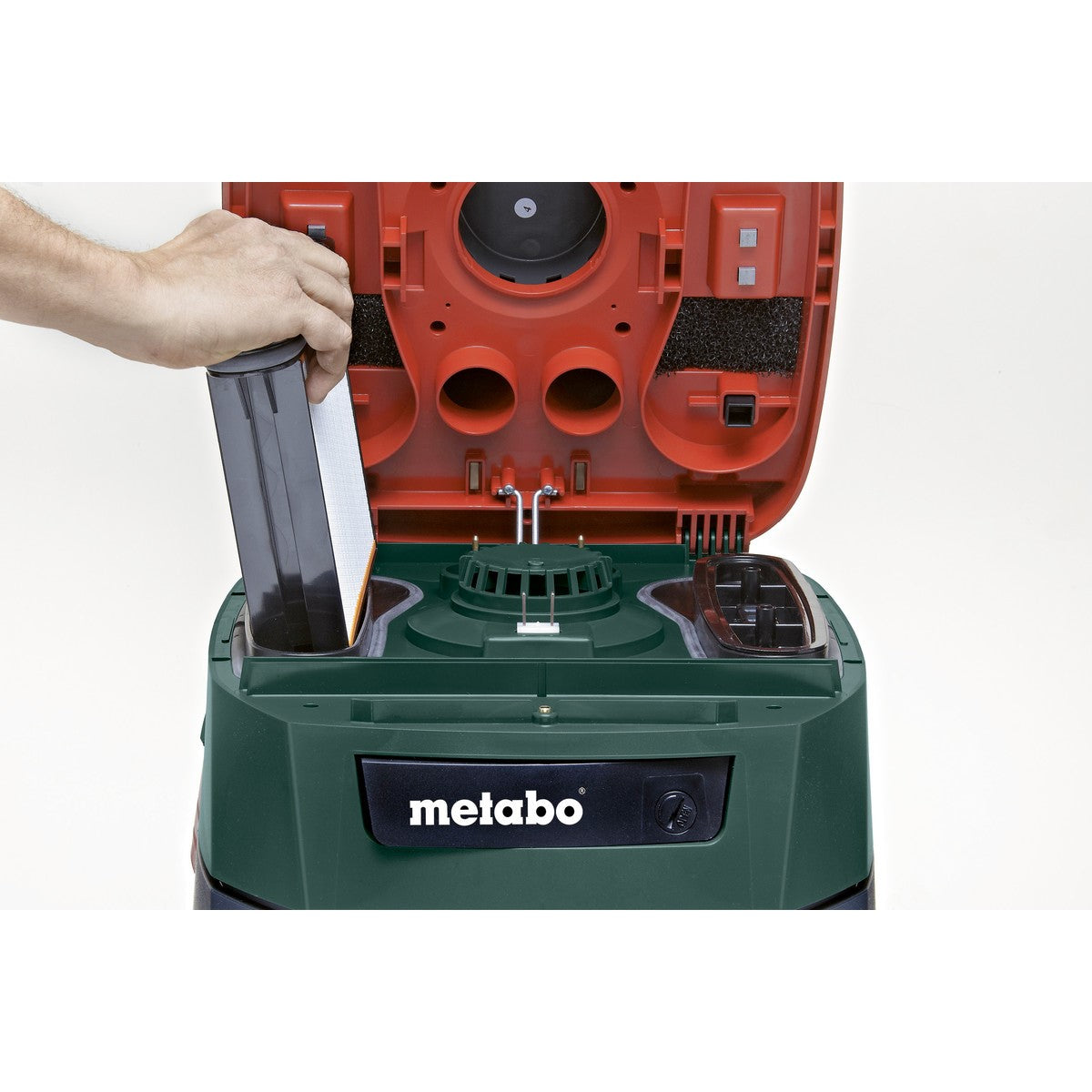 Metabo (602057800) Dust Extraction Vacuum image 2 of 3