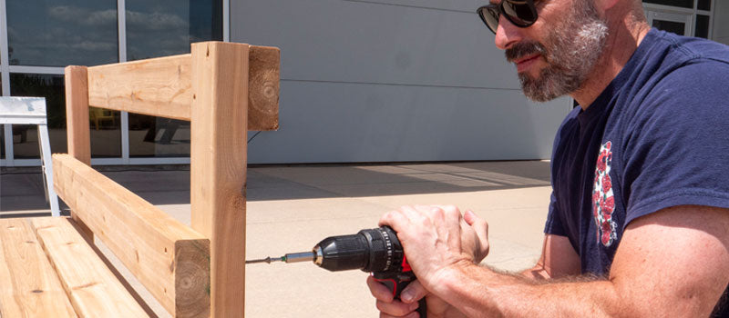 How to Build a Garden Bench - DIY