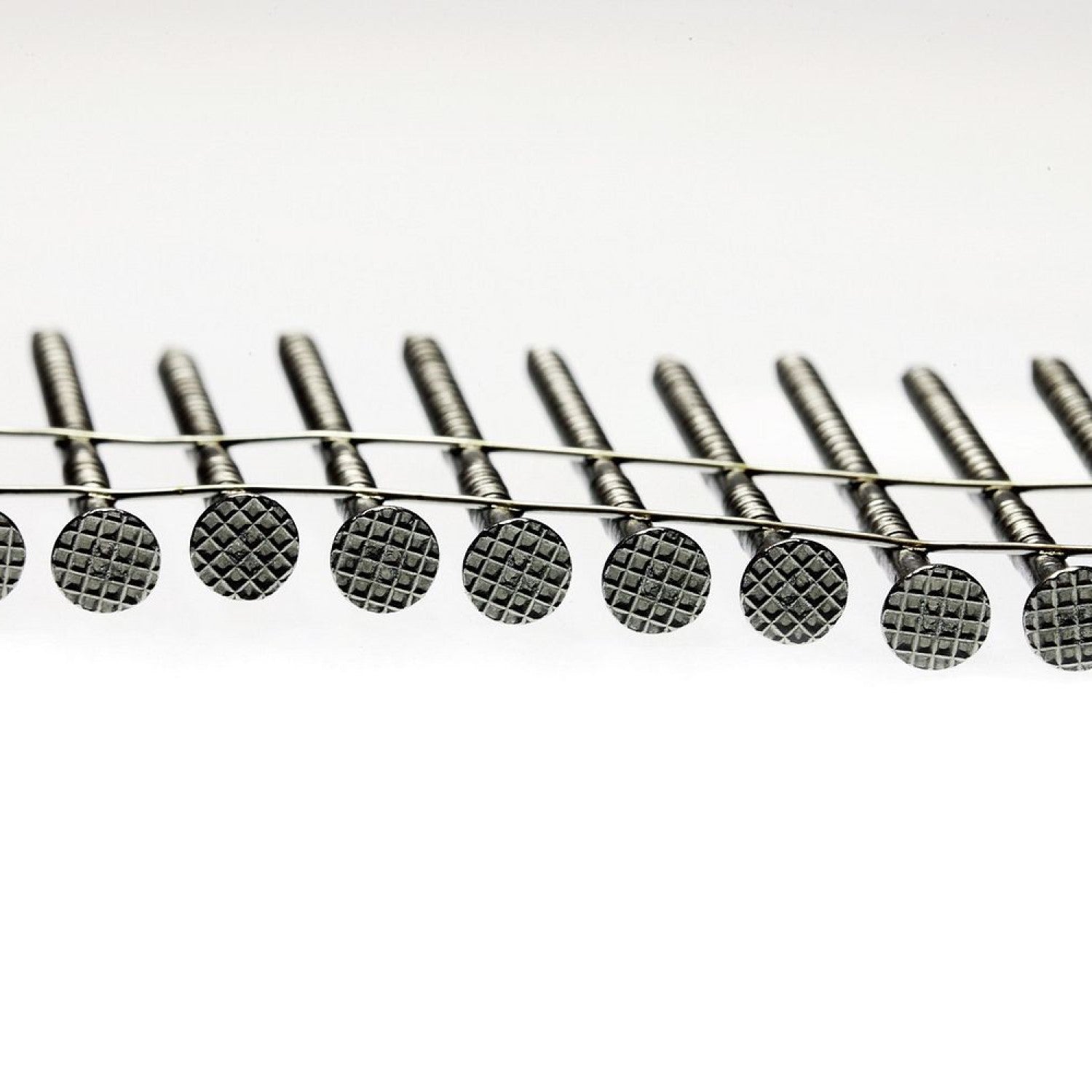 15 Degree Wire Coil Painted Full Round Head Ring-Shank Nail
