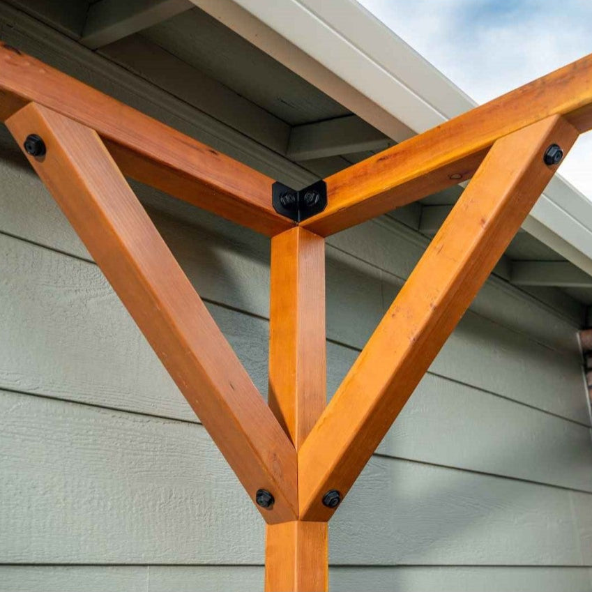corner bracket and hex screws for pergola