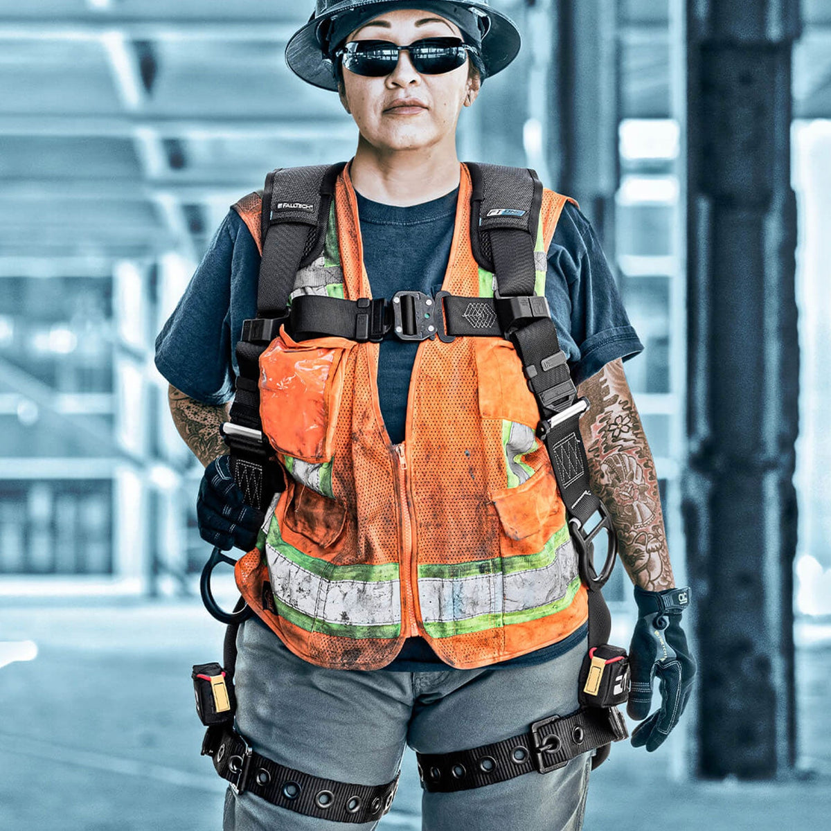 FallTech FT-One Fit Women's Safety Harness w/ Trauma Straps | Non-Belted | XS | 8129QCXS