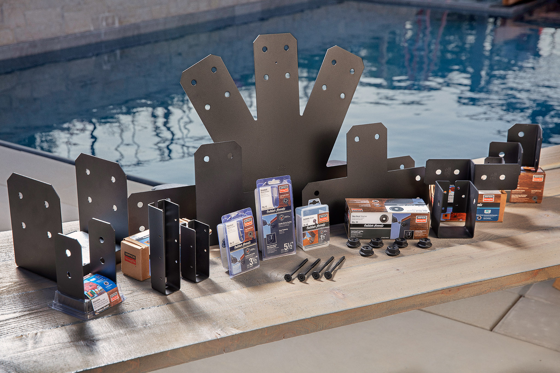 Avant Outdoor Accents Product Family 