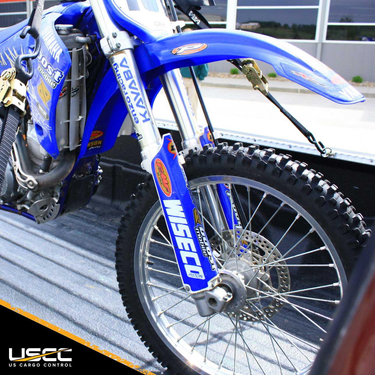 Single Stud Fitting w Round Ring Stainless Steel image 7 of 9