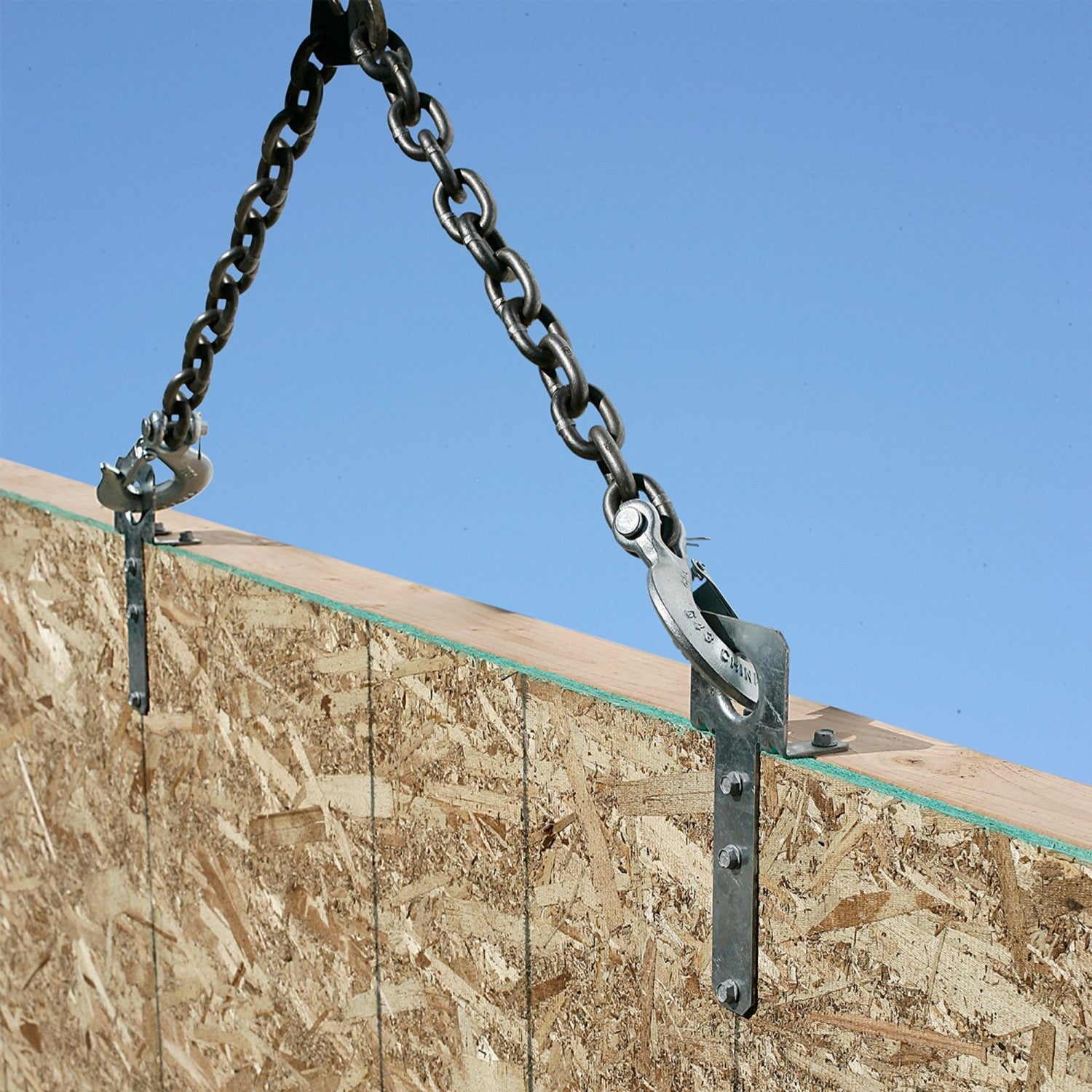 CHC Component Hoist Clip Installed
