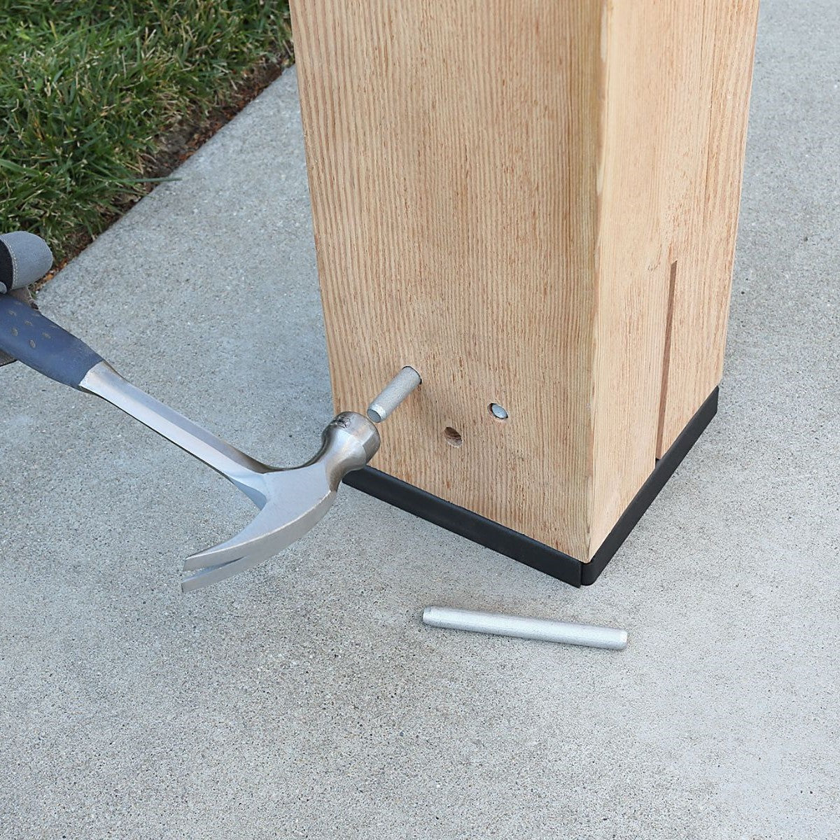 Simpson CPT88Z Concealed Post Tie For 8x8 Posts Zmax Finish image 2 of 7