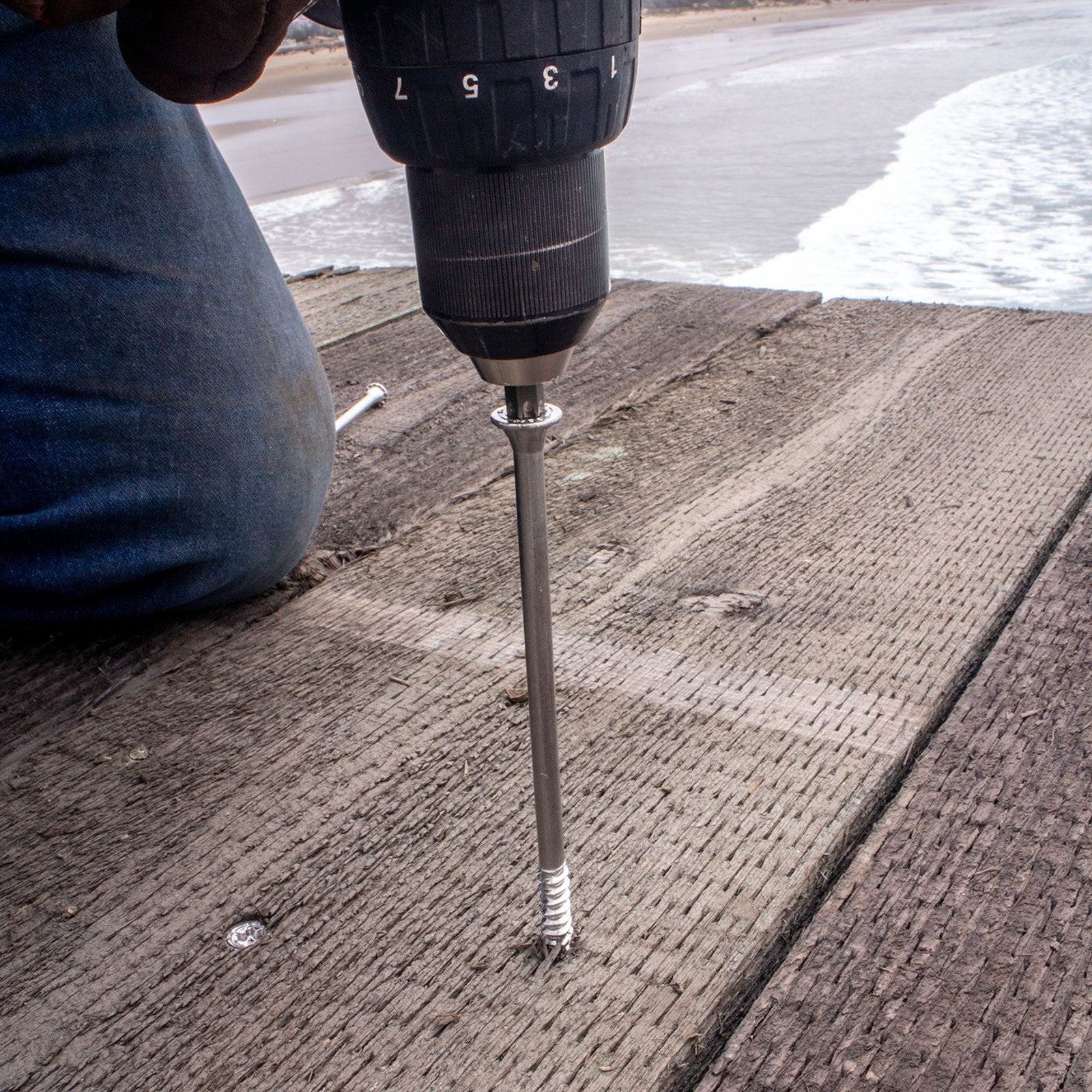 0.276" x 3" Strong-Tie SDWS27300SS-RP1 Timber Screw Installation