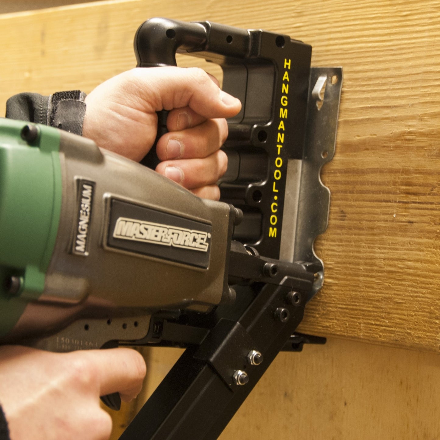 Hang Em Fast Joist Hanger Installation Tool image 6 of 7